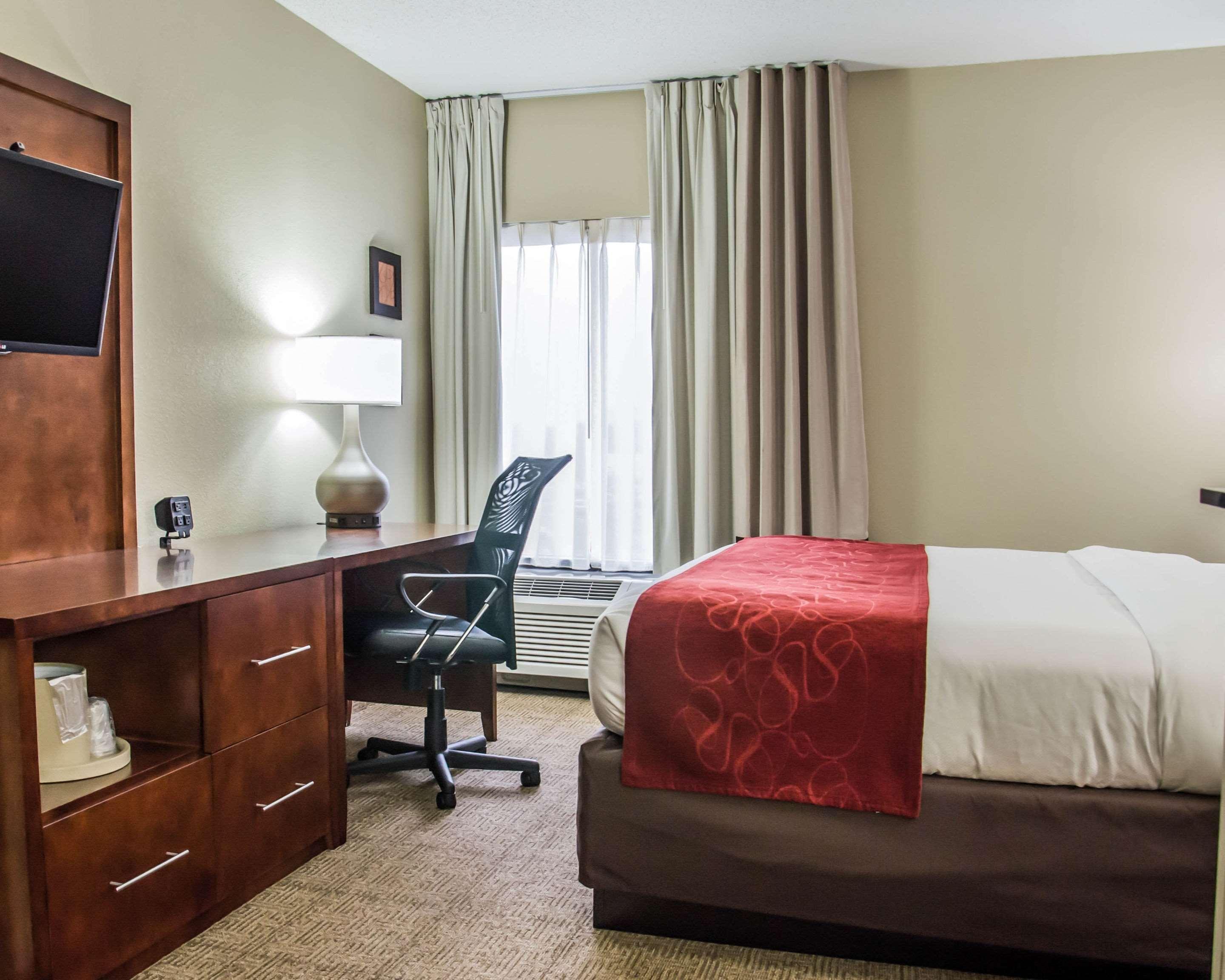 שרלוט Comfort Suites University - Research Park מראה חיצוני תמונה