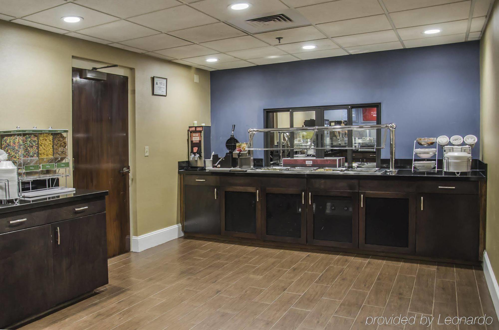 שרלוט Comfort Suites University - Research Park מראה חיצוני תמונה